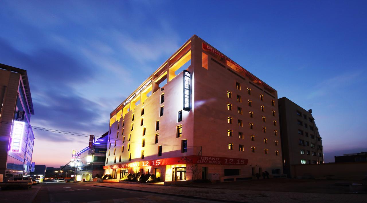 Benikea The H Hotel Hwaseong Luaran gambar